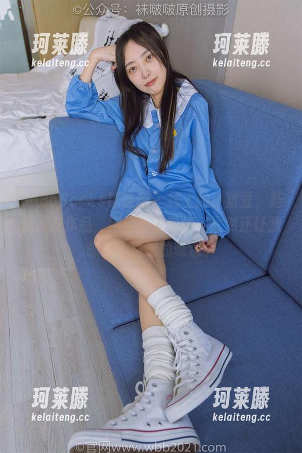 BoBoSocks袜啵啵-小甜豆 BoBoSocks袜啵啵 - 线上的小甜豆,连体泳衣作品,完全不怕露怯,居然还让我想到了海滩的味道。