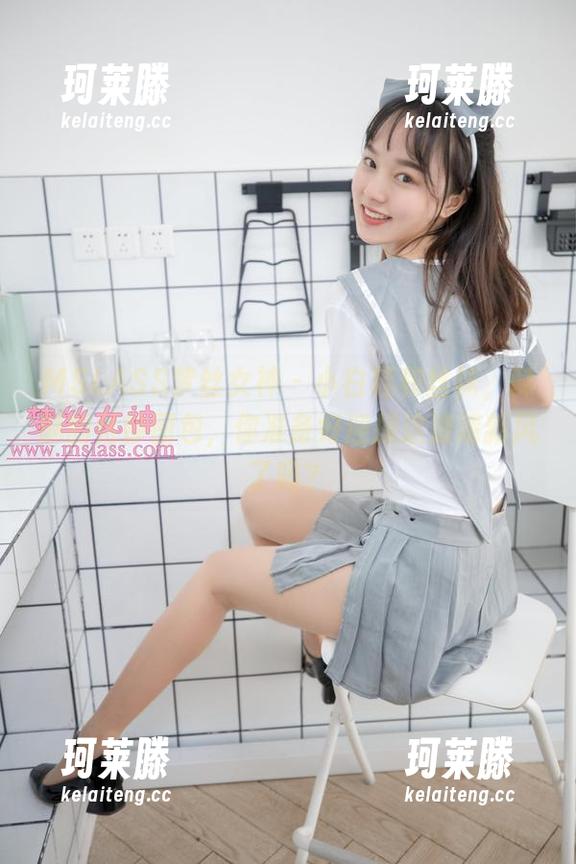 MSLASS梦丝女神 - 小白鞋和丝袜，酥酥的恬静图包，你准备好迎接这波清新风了吗？