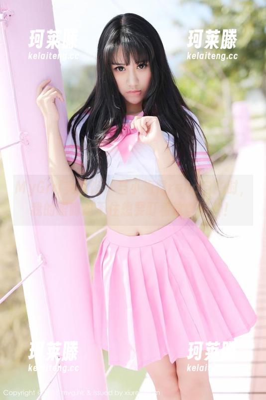 MyGirl美媛馆 - 当小海臀rena自拍时，我的眼睛忍不住想要盯着这些图片！