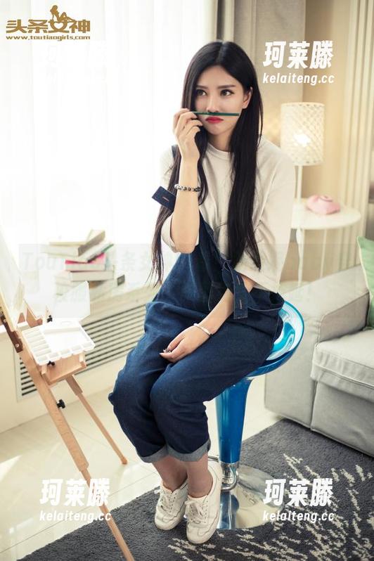 TouTiao头条女神-杨漫妮baby TouTiao头条女神 - 看!杨漫妮baby穿校服私房系列,原图绝美不拖延!