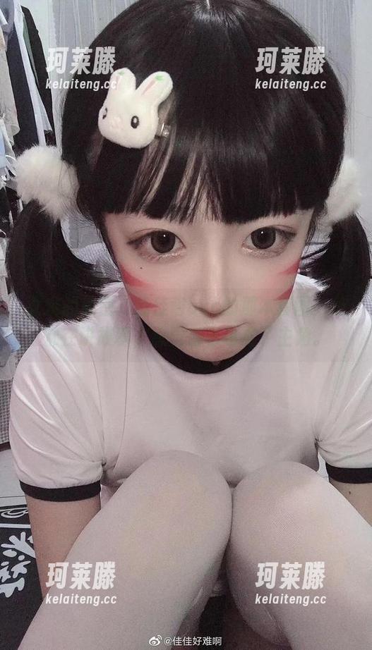 佳佳酱ovo 女友的秘密:佳佳酱ovo的那本套图,仿佛在讲故事,感觉自己也成了主角。