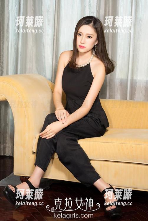 克拉女神 - 芝月的御姐图包：这里有你想要的福利和意外惊喜