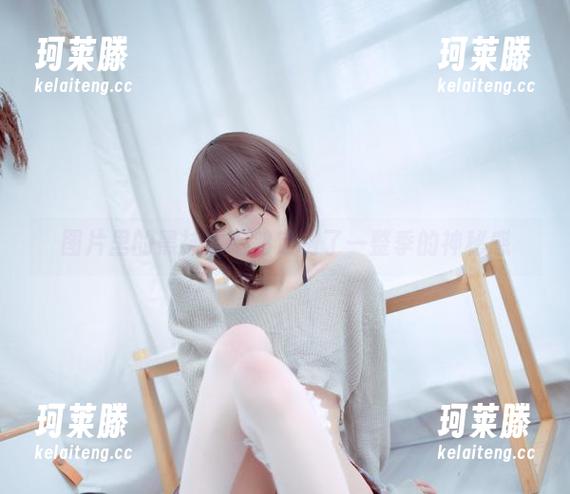 图片里的黑袜：南鸽定制了一整季的神秘感