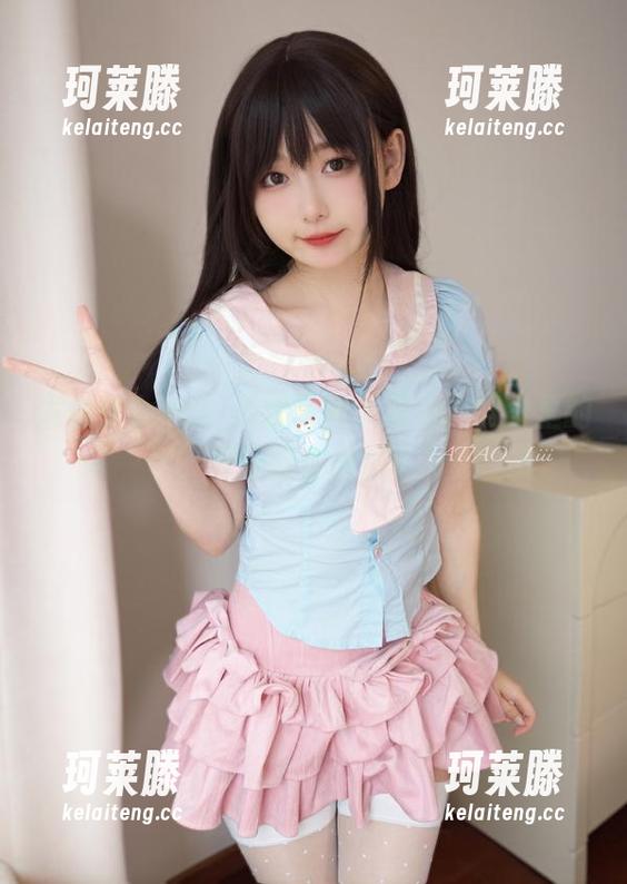 发条少女yoki自撮写真大集合，网盘里的猫猫陪你吃瓜！