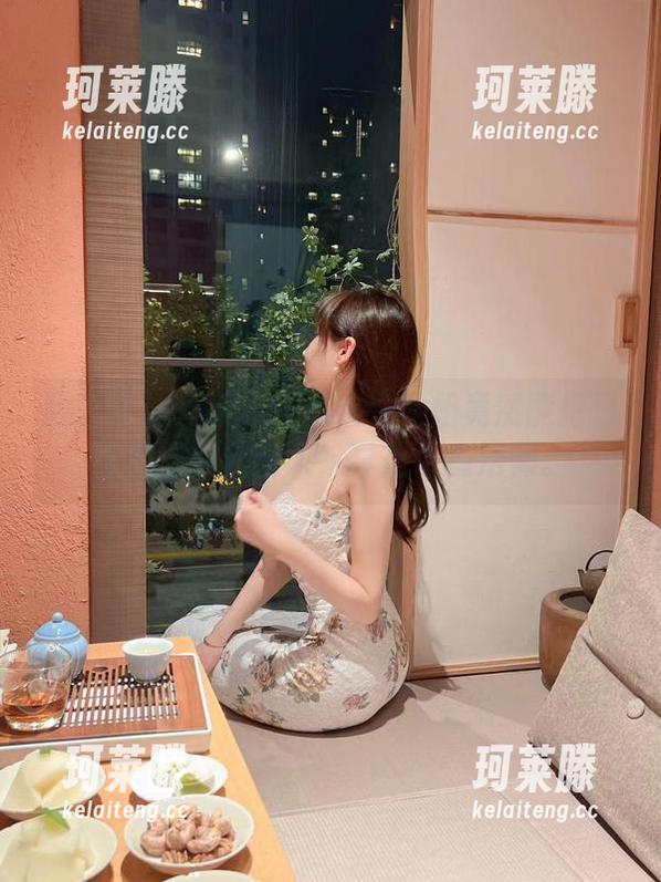 周妍希 微密圈 - 周妍希作品集:学姐竟然能把日常拍得如此动人,真是个魔法师。