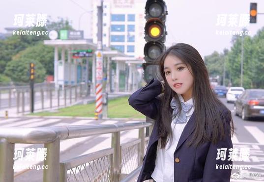 原图直击心灵，嘎潼护士的高清写真让你醉心沉迷！