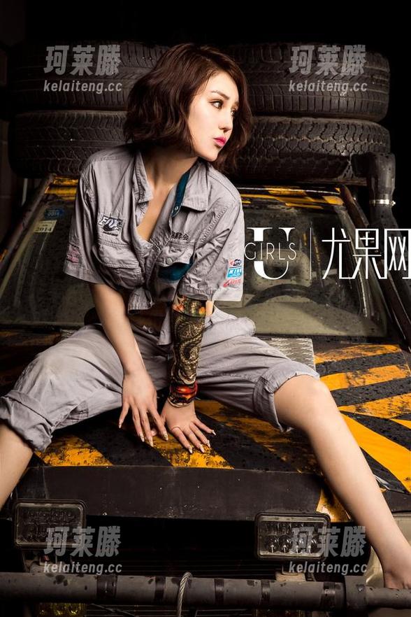 尤果网-游子熙 尤果网 - 这一组私拍太绝了!游子熙秘书身份的双重生活!