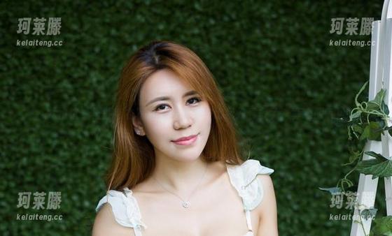 尤物馆-筱慧 尤物馆 - 筱慧毛衣写真:感觉毛衣比我好看多了,真心服气!