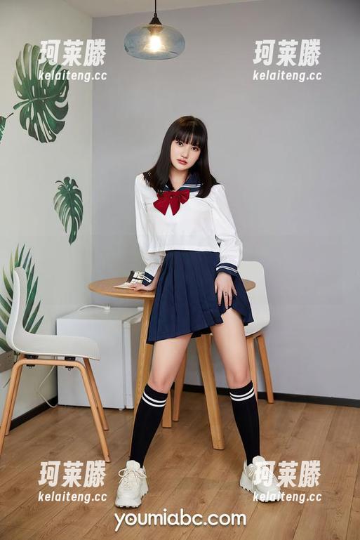 尤蜜荟 - 红裙塑造的美图，Domen瑶瑶真是个妖精