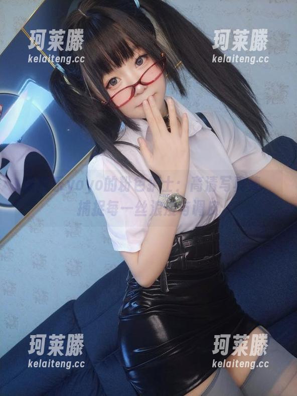 摇摇乐yoyo 摇摇乐yoyo的粉色护士:高清写真集,捕捉每一丝浪漫与调皮