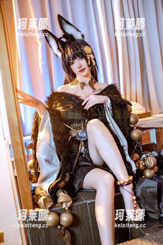 桃良阿宅COS兔女郎：一秒钟变身，感受那种不想回头的心动！