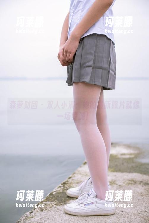 森萝财团 - 双人小满：她的最新照片就像一场梦游！