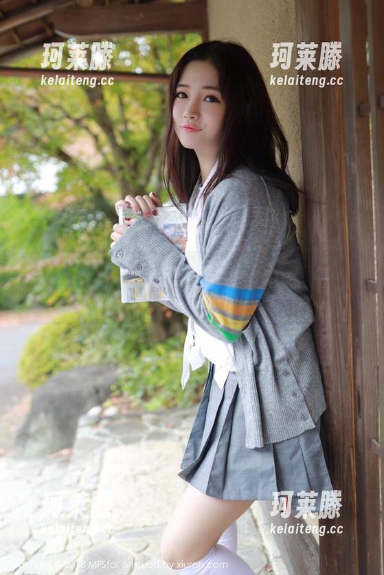 模范学院-蒋小静Jessica 模范学院 - 蒋小静Jessica的秘不外宣:私拍合集,秘书也想当表情包!