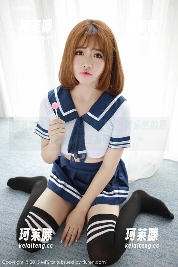 模范学院-黄乐然 模范学院 - 别被光线迷了眼,黄乐然的原图透明得清晰可见!