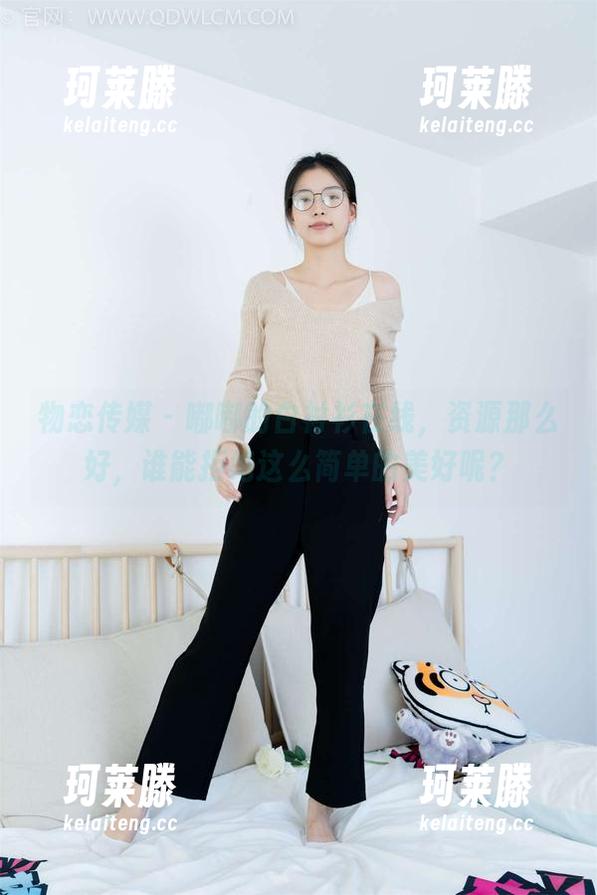物恋传媒 - 嘟嘟的白衬衫在线，资源那么好，谁能拒绝这么简单的美好呢？