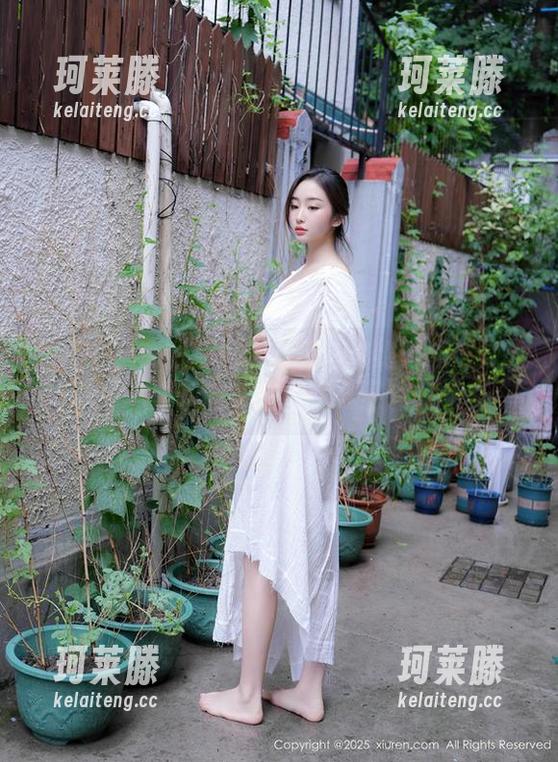 秀人网-李丽莎 秀人网 - 李丽莎最新日常:你绝对想不到的真实瞬间,图片发人深省!