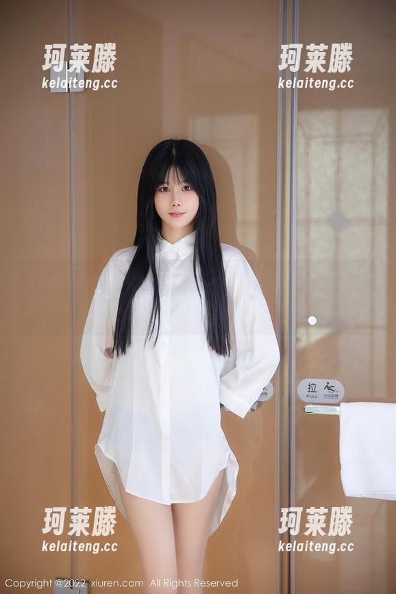 秀人网 - 李雅柔182CM的制服百变秀，尽在那些令人心跳的美图里