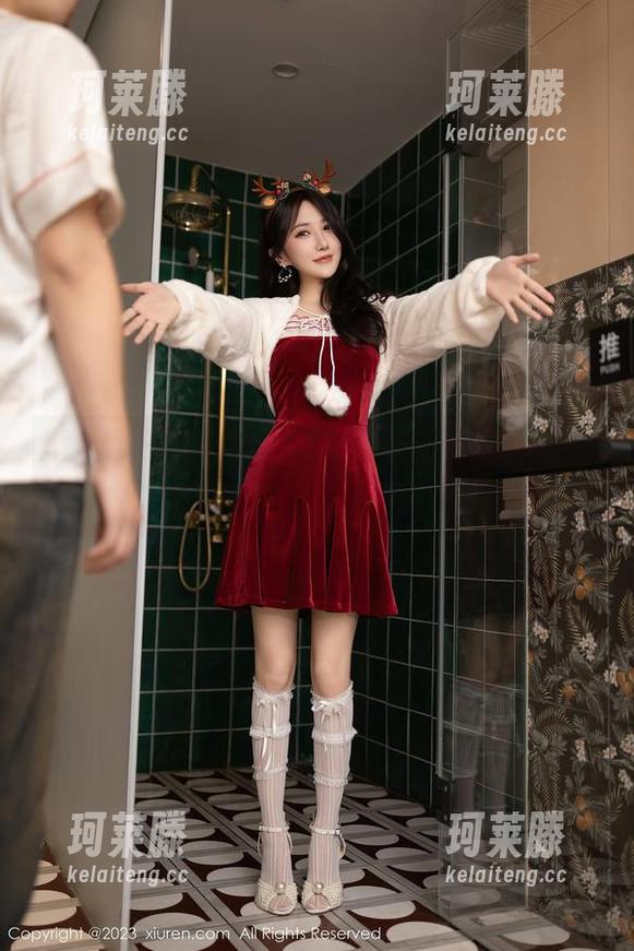 秀人网-清妙 秀人网 - 清妙的作品:无圣光下的旗袍,仿佛是一场梦!