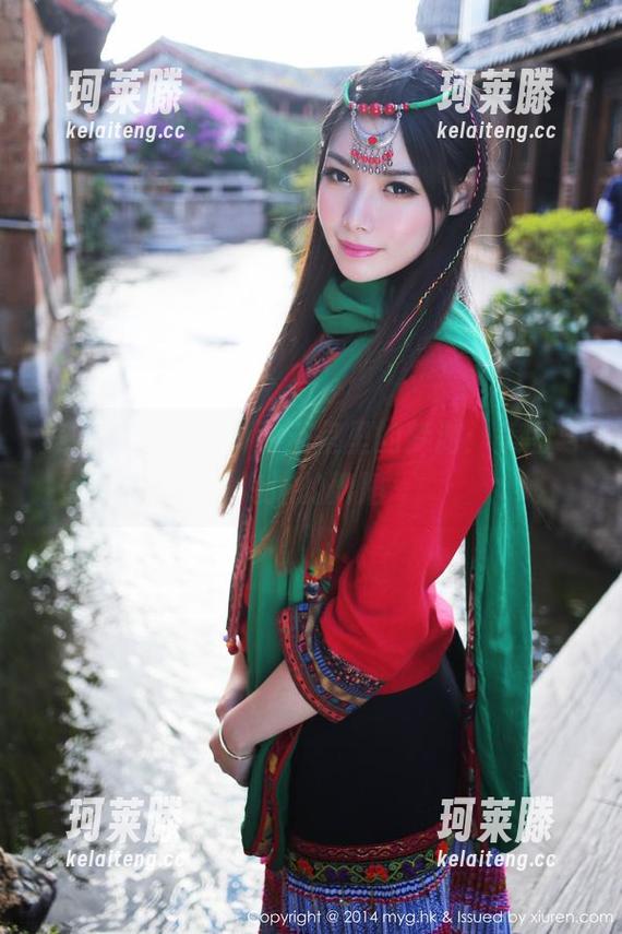 美媛馆-小夕juju 美媛馆 - 小夕juju浴室里的梦游:美图与泡沫的舞蹈