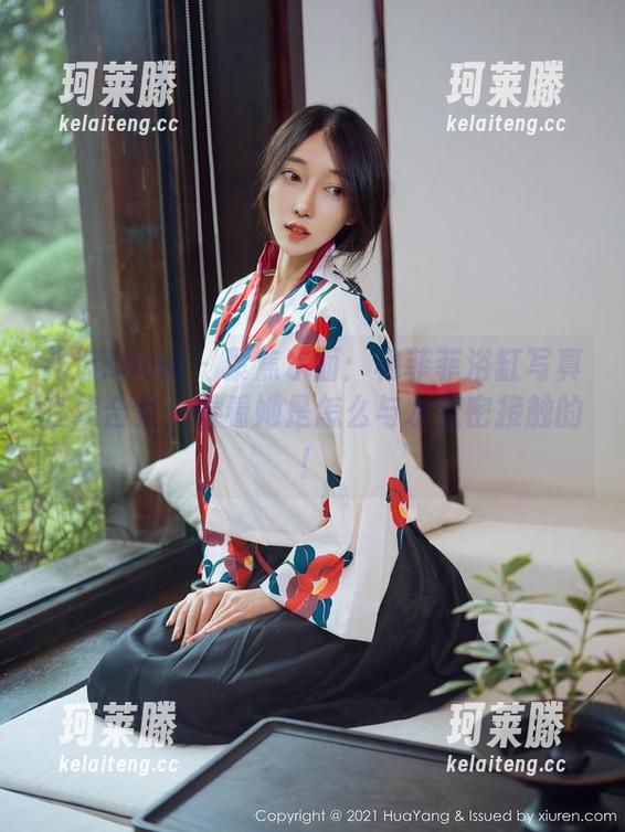 花漾show-穆菲菲 花漾show - 聚焦水面:穆菲菲浴缸写真在线合集,看看她是怎么与水亲密接触的!