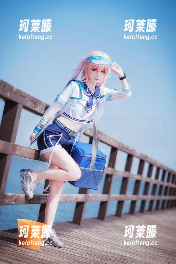 金鱼yui 金鱼yui全套写真:贞德在水中流连,看看她如何游出个性!