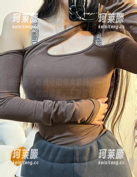 陈佩奇 微密圈 - 陈佩奇的修女套图,一位圣母与她的秘密。不容错过!